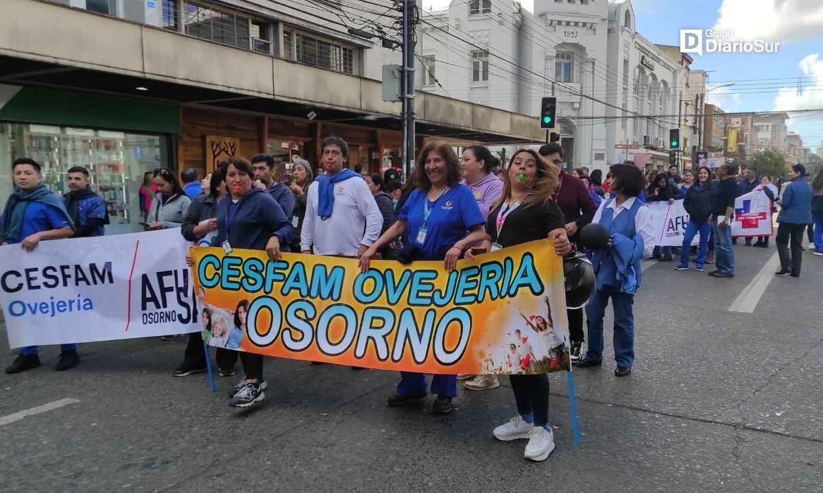 Trabajadores de la salud realizan marcha por Osorno