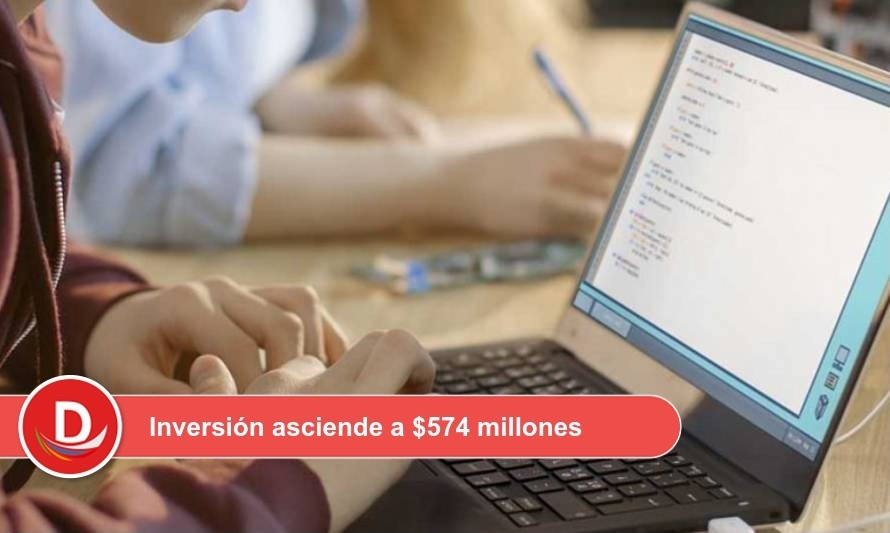 Más de mil alumnos osorninos recibirán notebooks del municipio 