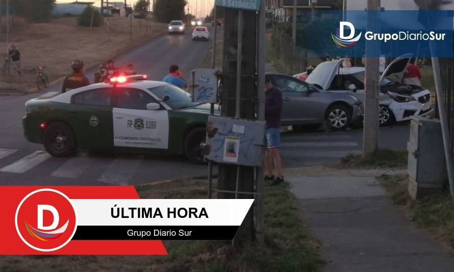 Una persona atrapada en choque en Avenida Francia con Zenteno   