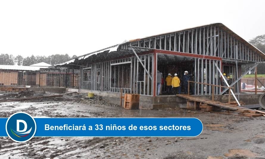 Casi 50% de avance tiene el recinto que fusiona las escuelas de Quetalco y Tehuaco