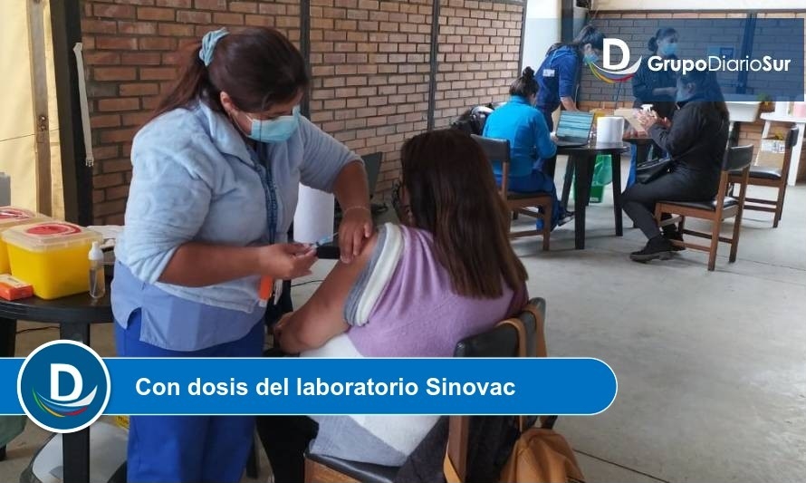 Rezagados mayores de 18 años pueden vacunarse este lunes y martes 