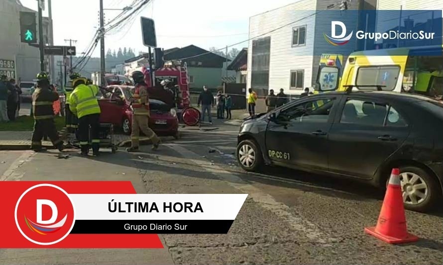 Colisión de dos vehículos tuvo como saldo seis lesionados  