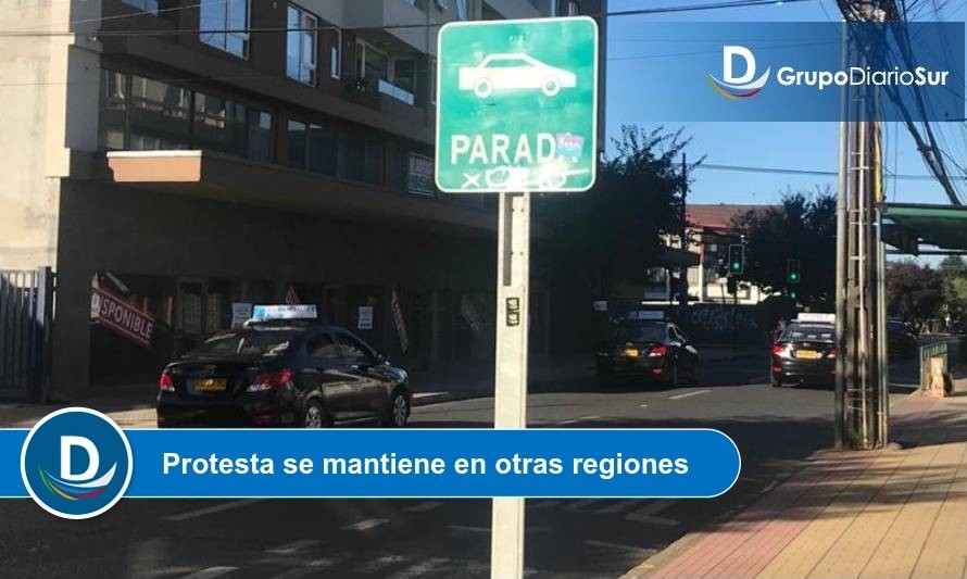 Taxis colectivos de Los Lagos se bajan de la movilización nacional del gremio