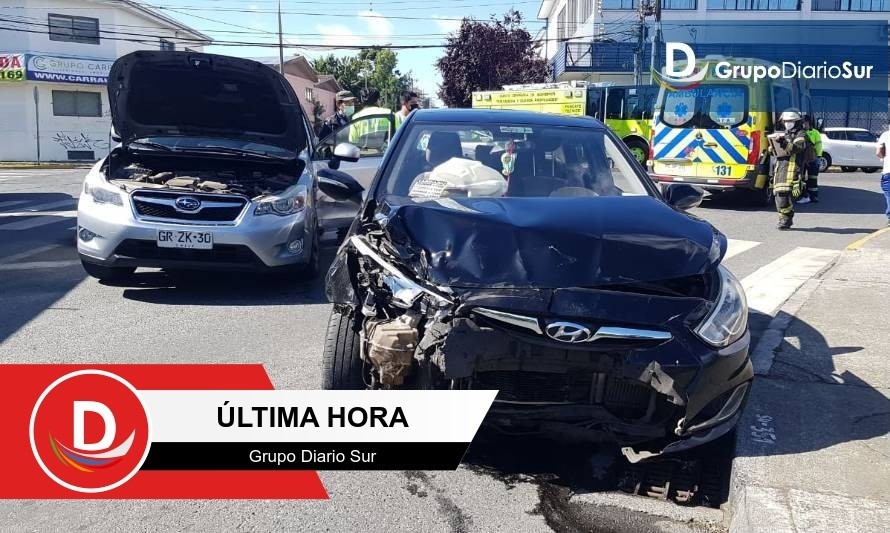 Dos personas resultaron lesionadas en colisión vehicular 