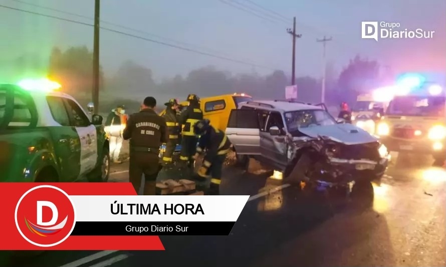 Dos lesionados dejó colisión múltiple camino a Puerto Octay